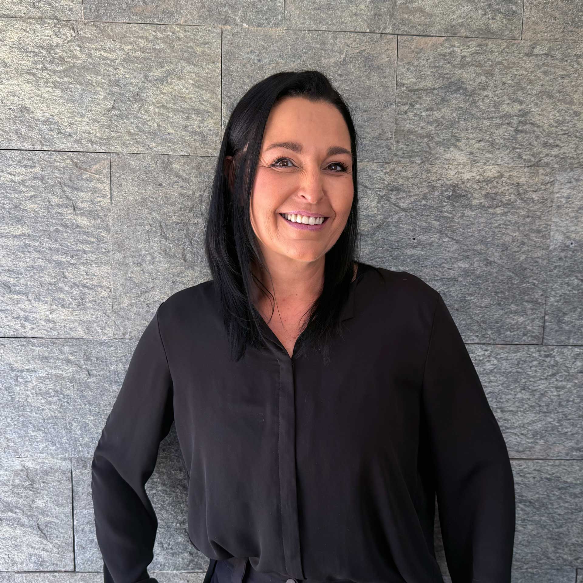 Tanja Friseurmeisterin bei TF Manufaktur für Haare im Kleinwalsertal